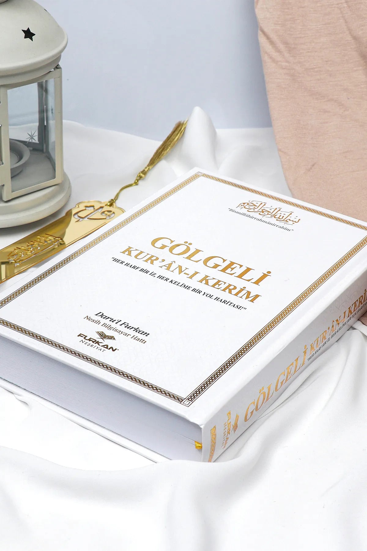 Kalem ile Yazılabilen Gölgeli Kur’an-ı Kerim – Yazarak Öğrenim Seti + Gölgeli Kalem Hediye!